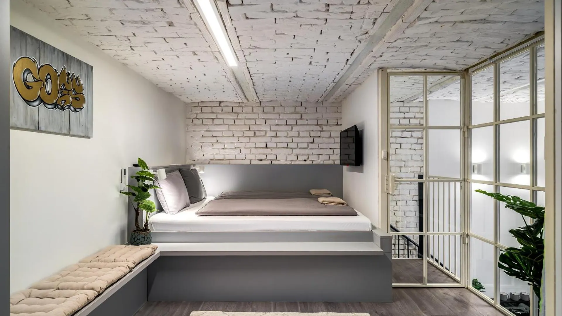 Paulay At Opera Suites P39 Budapest