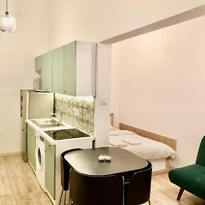 Pau18 Apartament