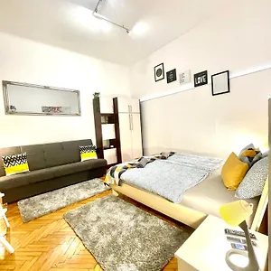  Apartman Small Cosy Near The Famous Westend Center